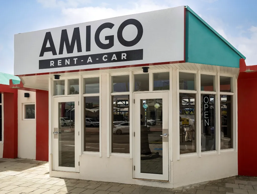 amigo-airport-office